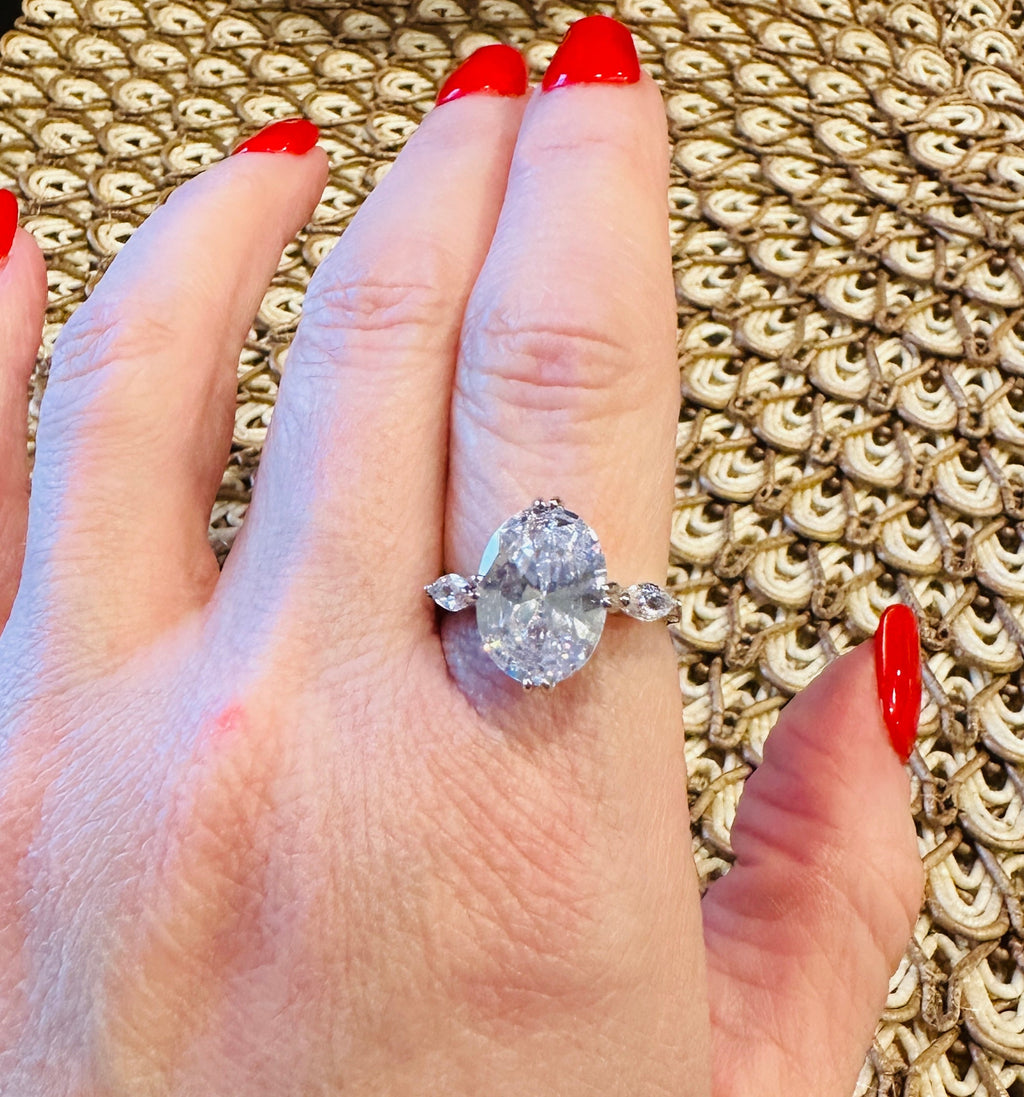 Isla Oval Marquise Ring
