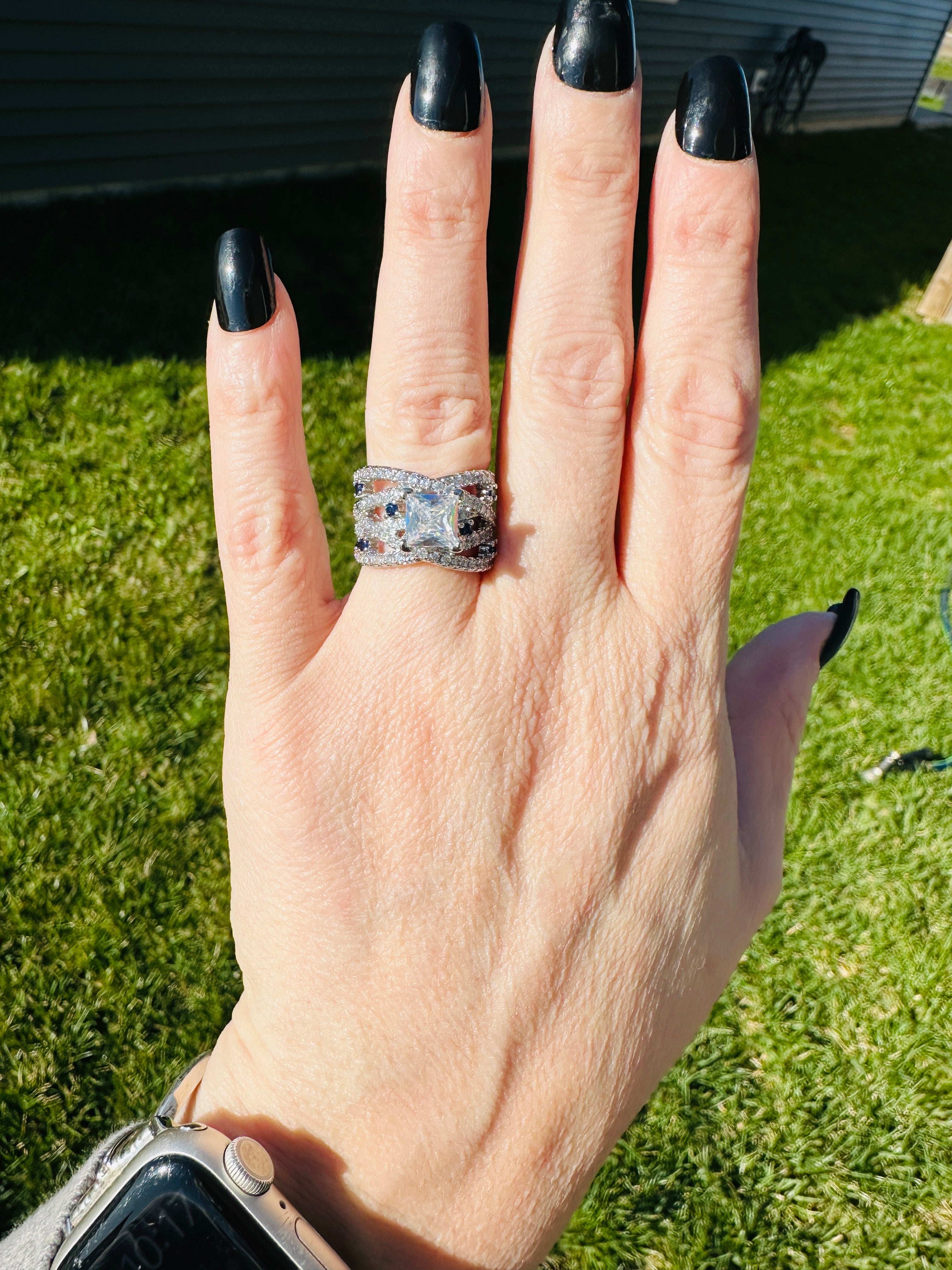 Elowen Sapphire Luxe Band Ring