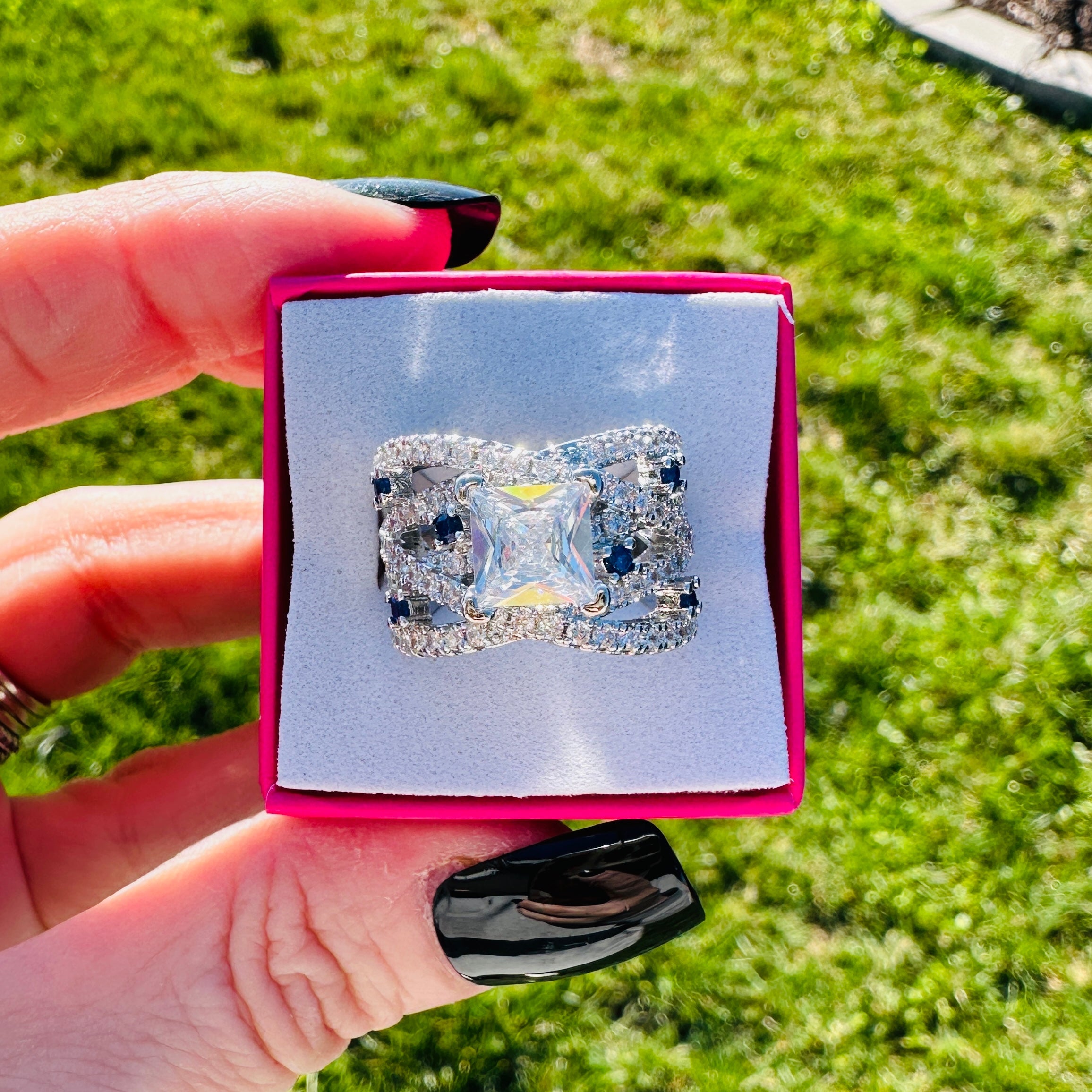 Elowen Sapphire Luxe Band Ring