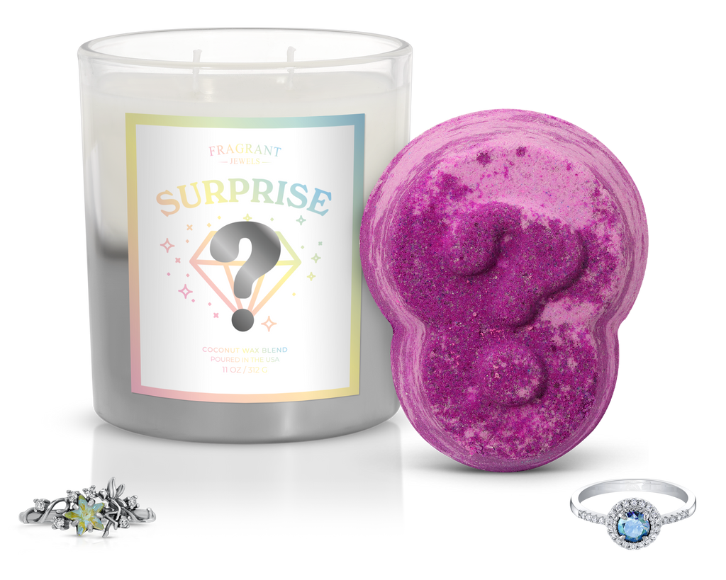 Surprise - Candle and Bath Bomb Set