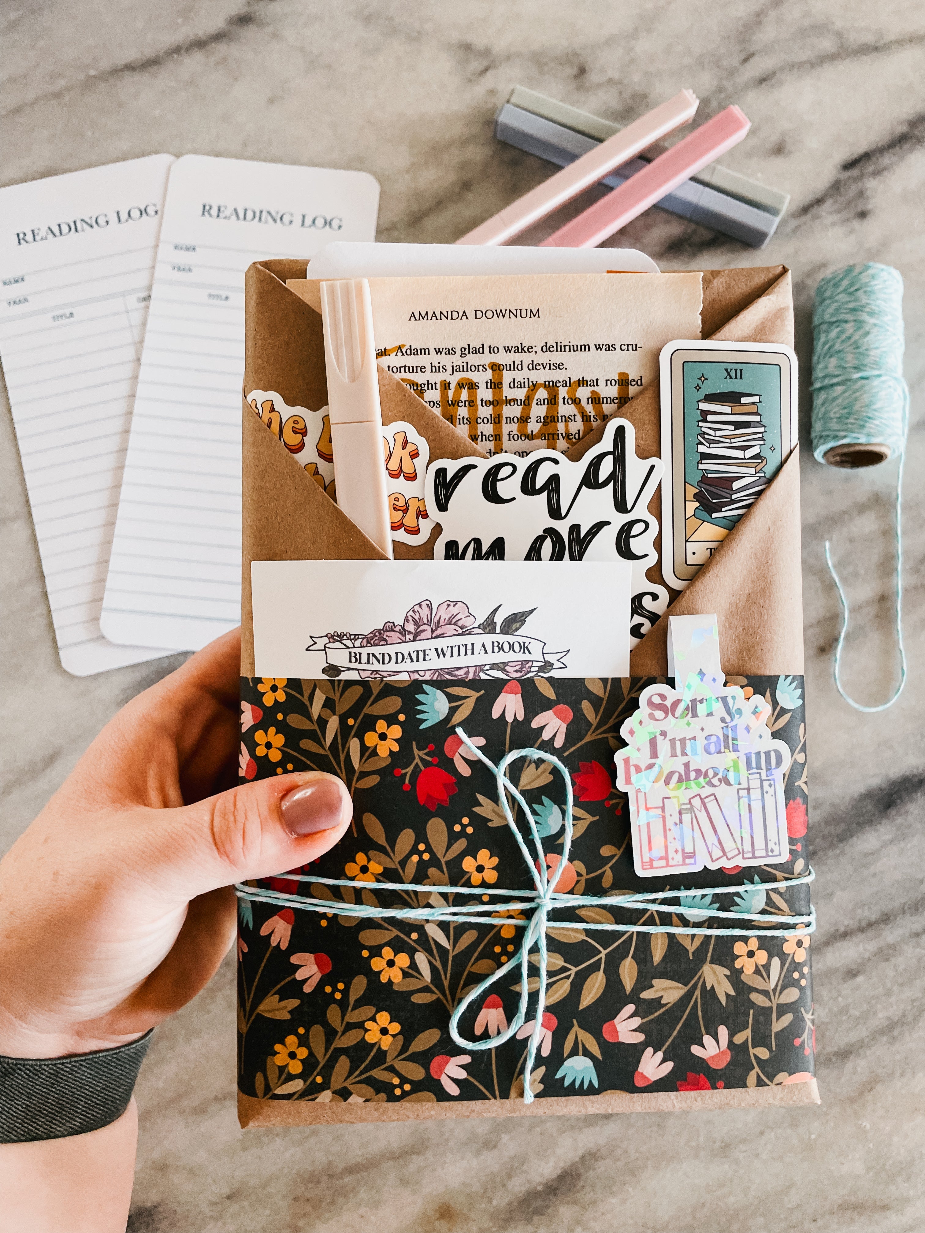 Blind date with a ~Young Adult~ Book