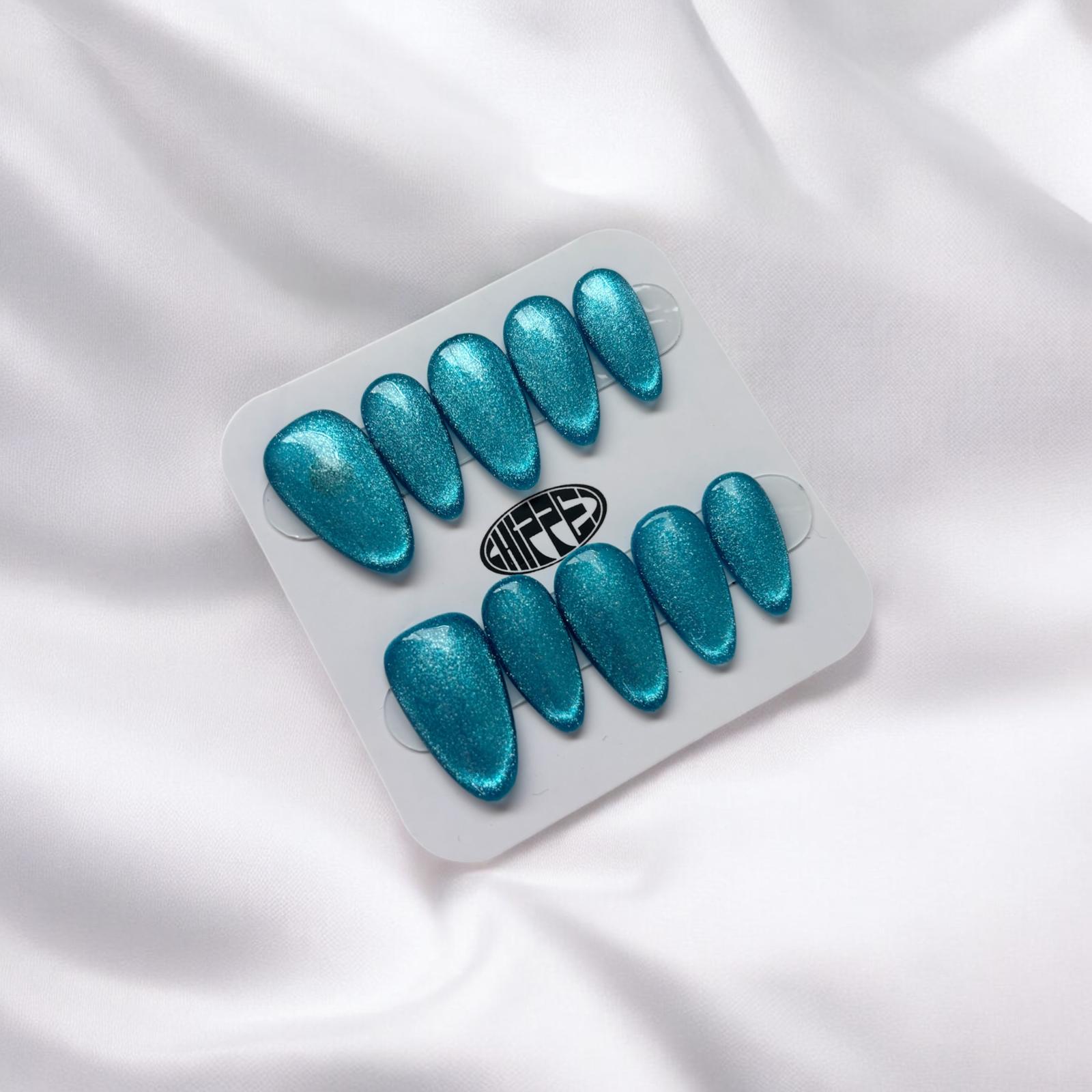 Mermaid's Purse 🧜‍♀️ NFC Nails That Share Your Socials